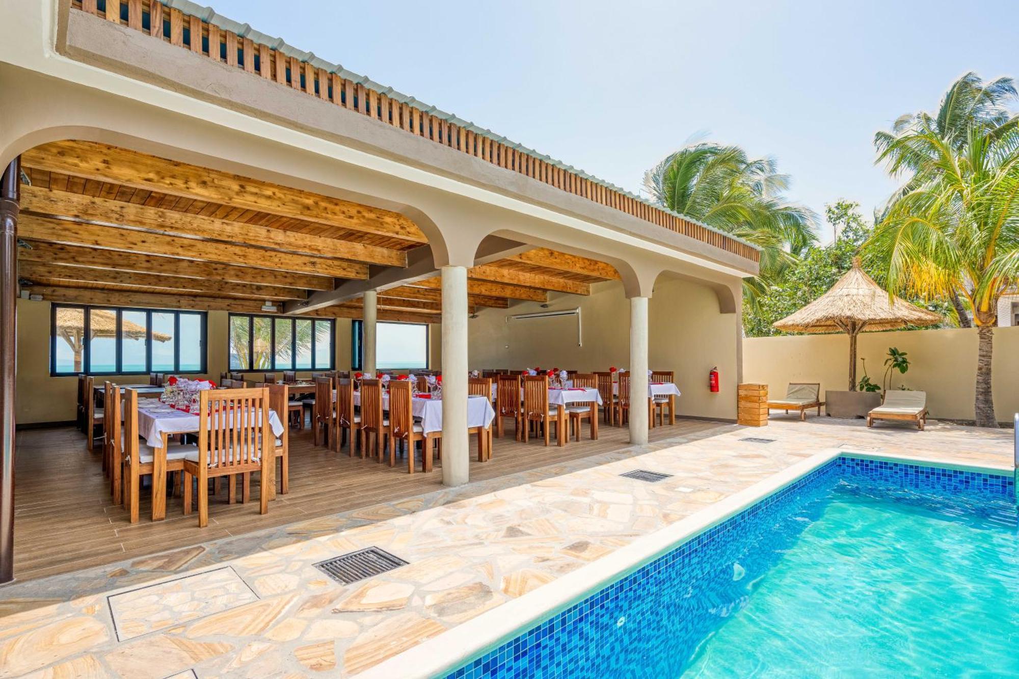 Hotel 4* Uroa